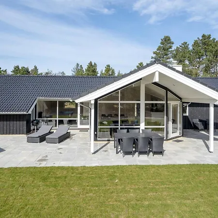 Dior Holiday home *